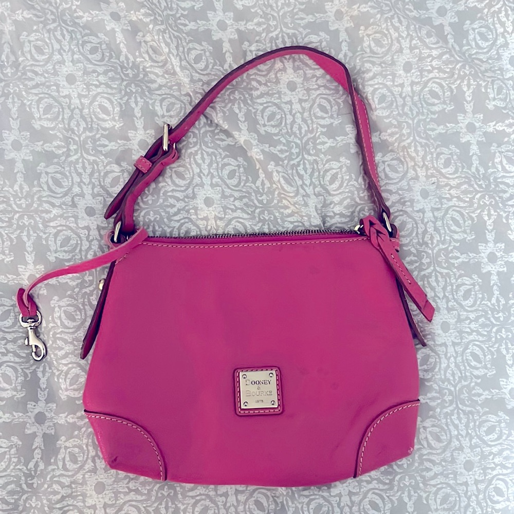 DOONEY & BOURKE Pebble Grain Fuscia Handbag